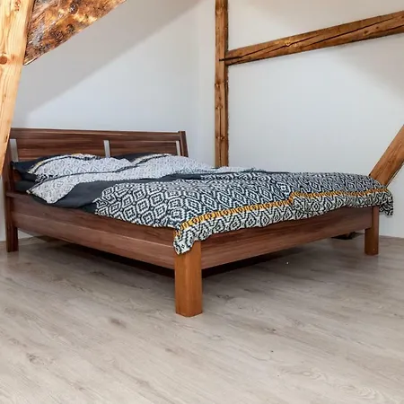 Spacious Elite House In Heart Of * קושיצה